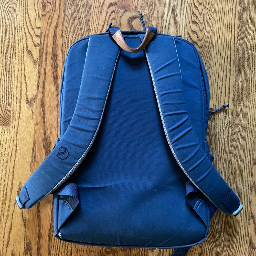 Fjallraven Raven 28L Backpack, Excellent Condition, Navy Blue - Picture 9 of 10